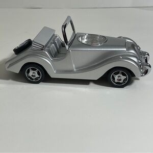 Classic car novelty clock